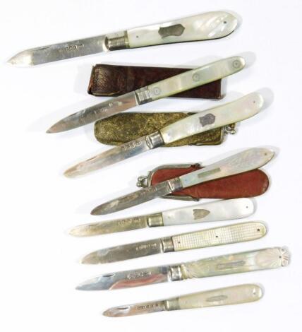 A large sized George V silver and mother of pearl fruit knife