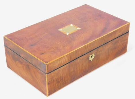 A 19thC mahogany and boxwood strung jewellery casket