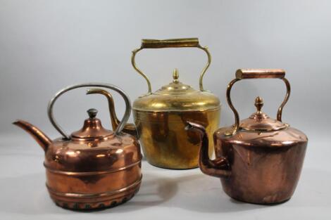 An early 20thC brass kettle