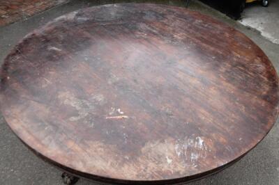 An early Victorian rosewood breakfast table - 2