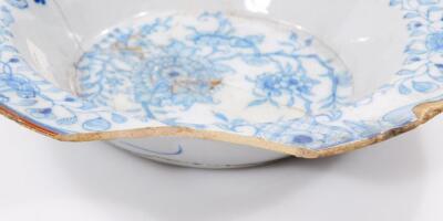 An early 18thC English Delft bowl - 6