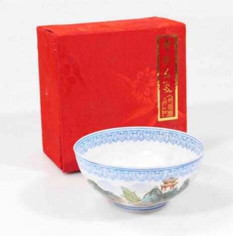 A Chinese Republic style porcelain bowl