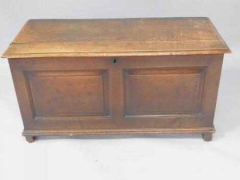 An 18thC oak coffer