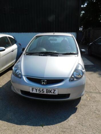 A 2005 Honda Jazz S car