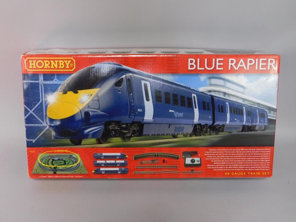 A Hornby 00 Blue Rapier Train Set