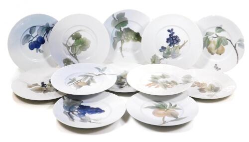 An early Royal Copenhagen part dinner service