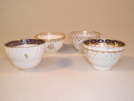 Four 18thC Worcester porcelain tea bowls of writhen fluted form