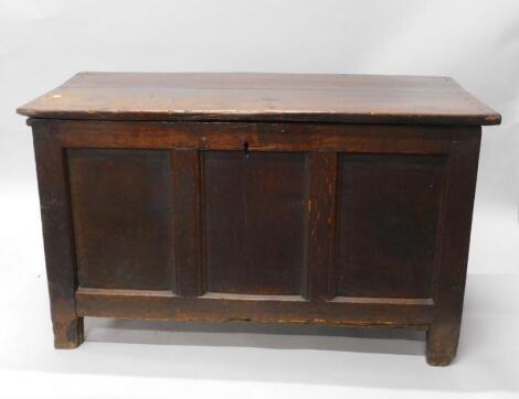 A 17thC oak coffer