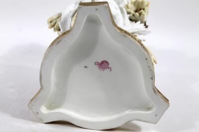 A 19thC Moore & Co porcelain centrepiece - 4