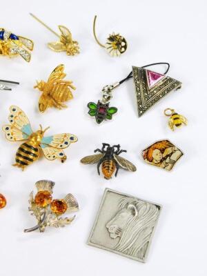 Monet Trifari and other costume bee and insect brooches - 2