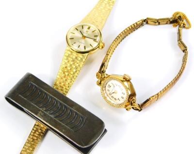 An Omega ladies 14ct gold wristwatch