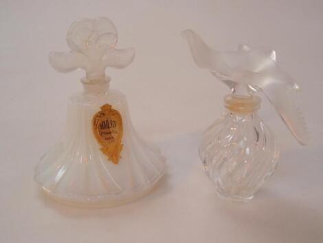 A Vaseline glass perfume bottle