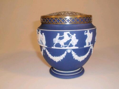 An Adams blue Jasper dip urn shaped rose vase