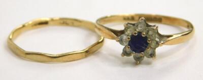 Two 9ct gold rings