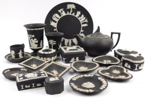 A quantity of Wedgwood black Jasperware