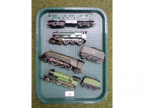 Hornby 00 gauge 'Mallard' locomotive and tender and three others