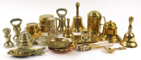 A quantity of metalware