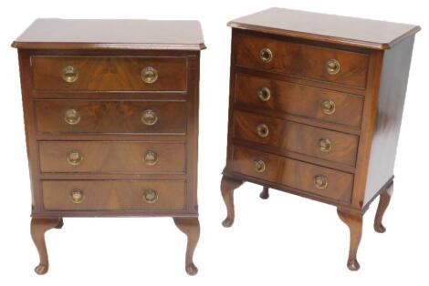 A pair of mahogany chest of drawers