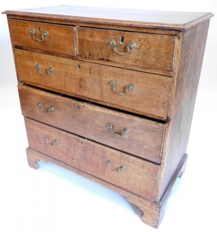 A 19thC oak chest of drawers