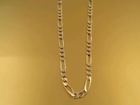 A staggered link neck chain