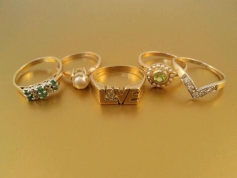 Five various stone set dress rings