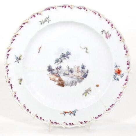 A Chelsea feather moulded plate