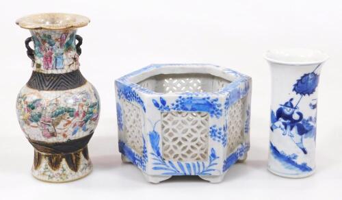 An early 19thC Chinese Qing period blue and white vase