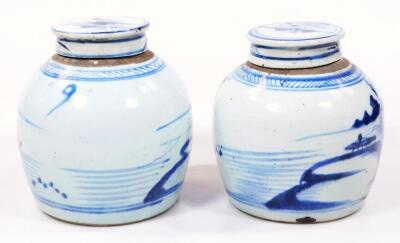 A pair of 18thC blue and white pottery jars and covers - 3