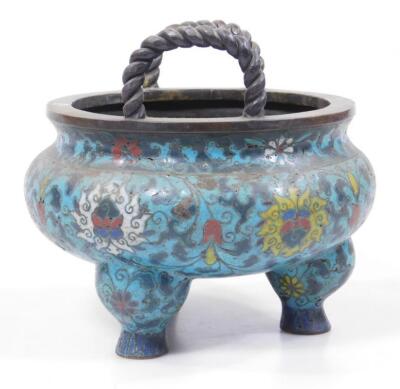 A Chinese cloisonne cauldron vase - 4