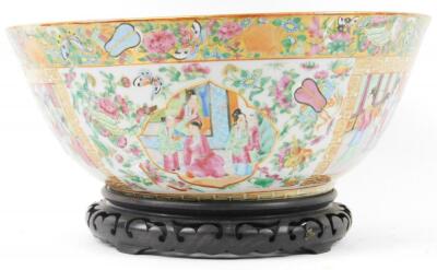 A 19thC Cantonese famiile rose punch bowl - 3