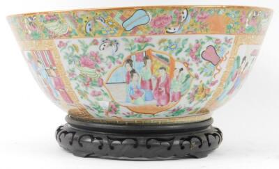 A 19thC Cantonese famiile rose punch bowl - 5