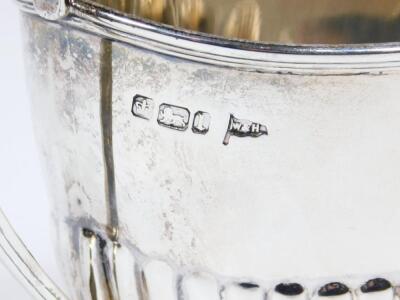 An Edwardian silver two handled sugar bowl - 2