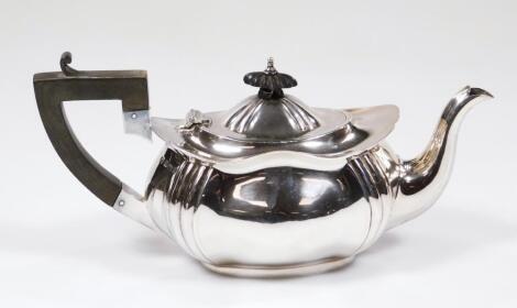 A George V silver bachelor's teapot