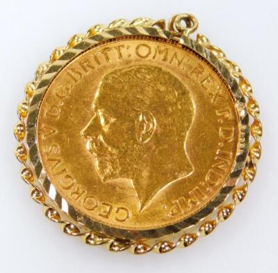 A George V full gold sovereign - 2