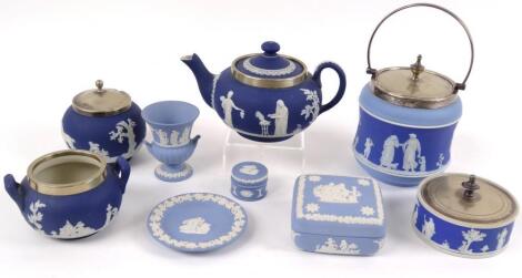 Various blue and white Jasperware