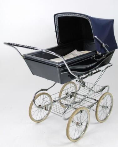 A mid 20thC vintage Silver Cross pram