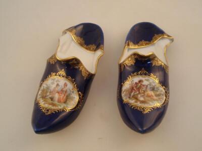 A pair of late 19thC Meissen slippers