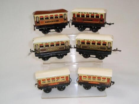 Six Hornby series tin plate Pullman carriages