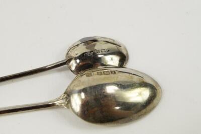 A set of six George V silver apostle teaspoons - 3