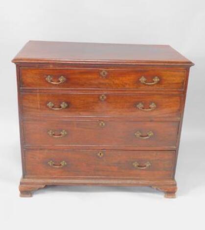 A George III mahogany chest of drawers