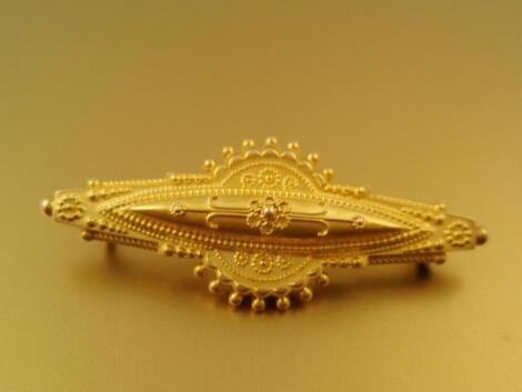 A 15ct gold plaque brooch