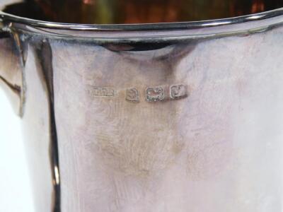 A George V silver and silver gilt christening cup - 2