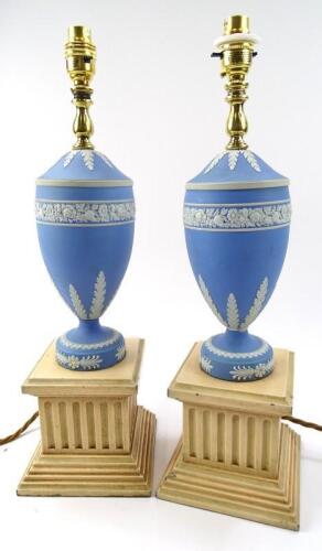 A pair of 20thC blue Jasper lamps