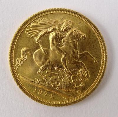 A Queen Elizabeth II full gold sovereign - 2