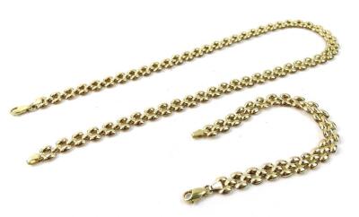 A Continental yellow metal hollow link necklace