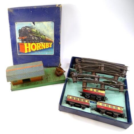 A part Hornby O-gauge tin plate train set