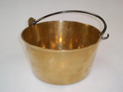 Heavy gauge brass preserve pan with iron swing handle