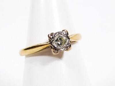 A 18ct gold and diamond ring