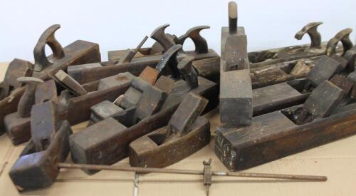 Various late 19thC and other block wood planes