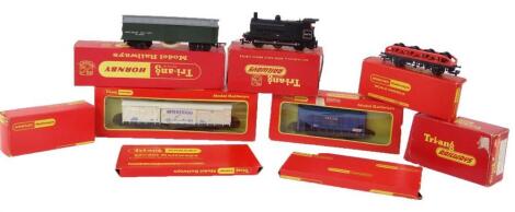 Various Tri-ang Hornby OO-gauge railway carriages